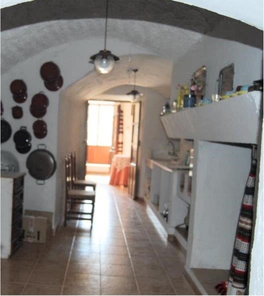 7 bedroom Cave House for sale in Cuevas del Campo - € 130,000 (Ref: 10127406)