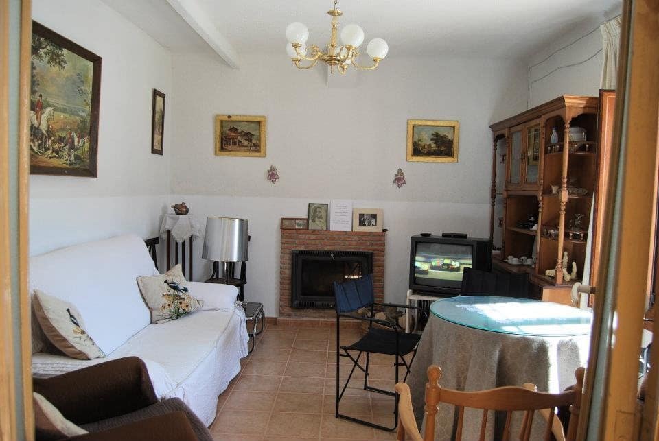 7 bedroom Cave House for sale in Cuevas del Campo - € 130,000 (Ref: 10127406)