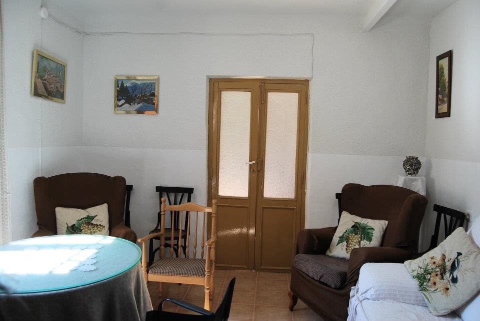 7 bedroom Cave House for sale in Cuevas del Campo - € 130,000 (Ref: 10127406)