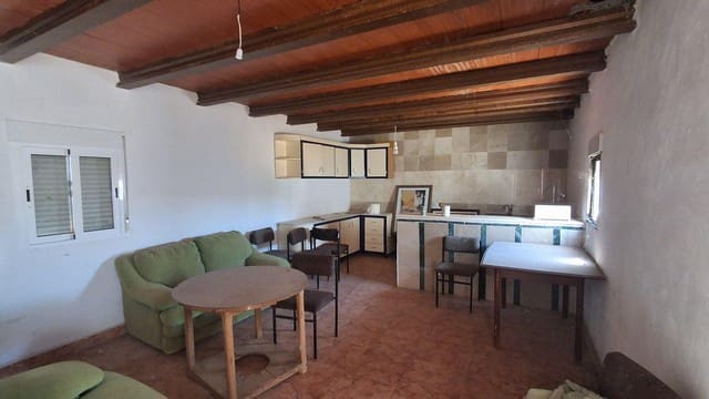 4 soveværelse Finca/Landehus til salg i Chirivel - € 89.500 (Ref: 10163164)