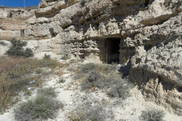 3 soveværelse Hulehus til salg i Cuevas del Campo - € 25.000 (Ref: 1457746)