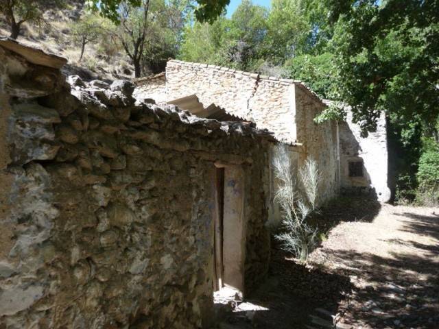 Finca/Landehus til salg i Baza - € 70.000 (Ref: 2583359)