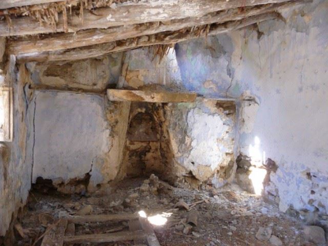 Finca/Country House for sale in Baza - € 70,000 (Ref: 2583359)