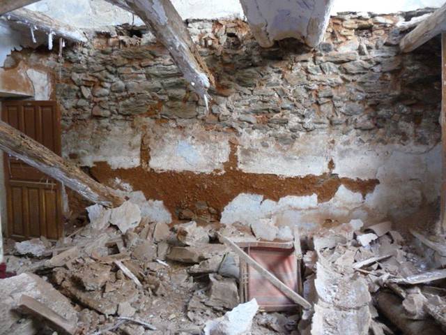 Finca/Country House for sale in Baza - € 70,000 (Ref: 2583359)