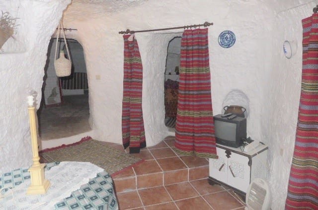 2 soveværelse Hulehus til salg i Galera - € 34.950 (Ref: 4259551)