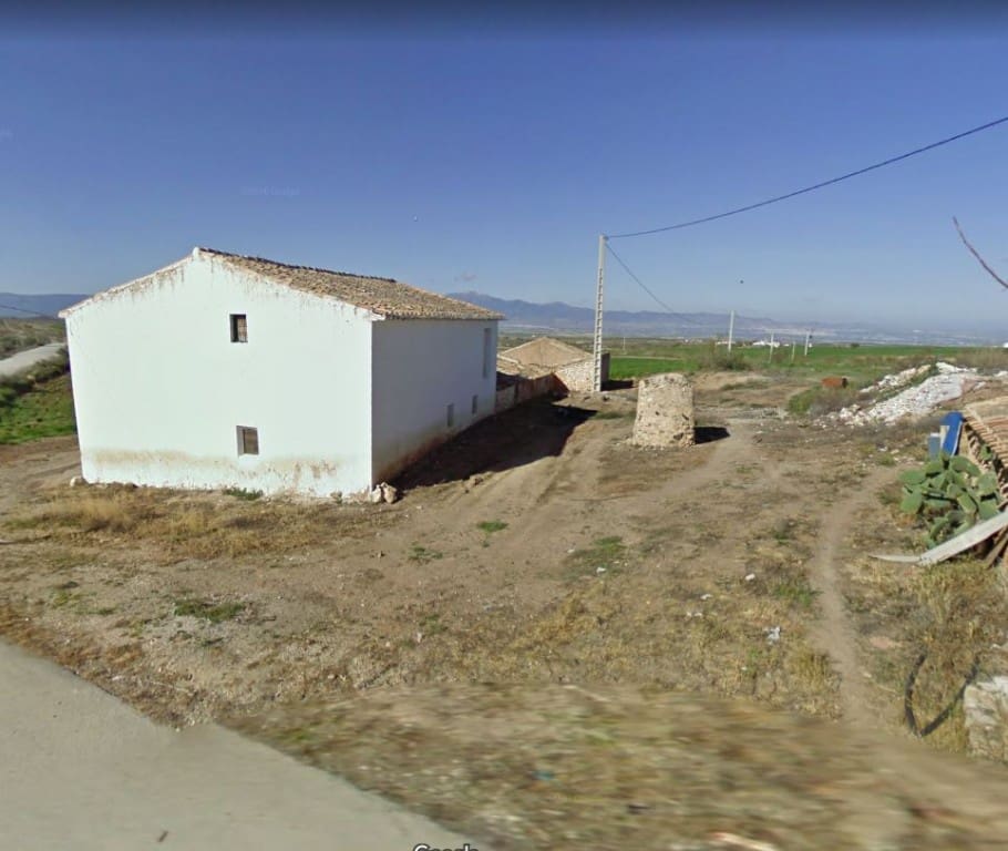 6 slaapkamer Finca/Landhuis te koop in Baza - € 55.000 (Ref: 4492036)