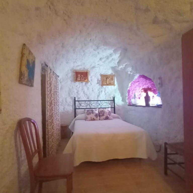 8 soveværelse Hulehus til salg i Fontanar med swimmingpool - € 129.950 (Ref: 5264899)