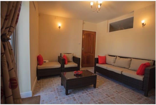 7 bedroom Commercial for sale in Castilléjar with pool - € 159,000 (Ref: 5265166)