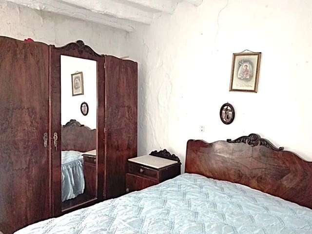 3 soverom Hus til salgs i Somontín - € 33 000 (Ref: 5265261)