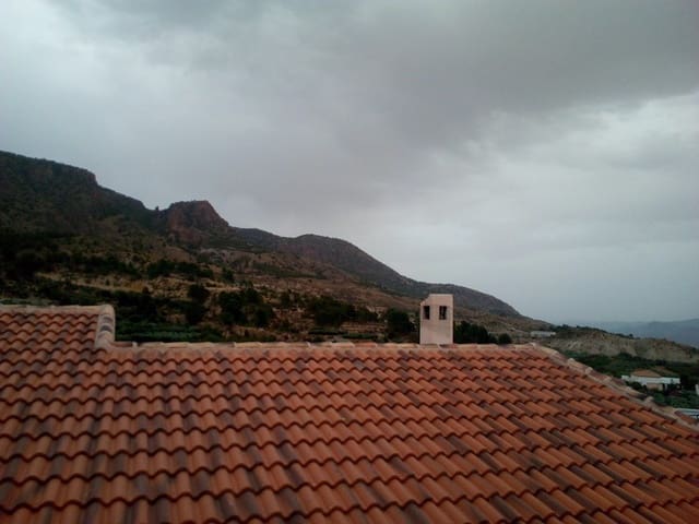 3 soveværelse Byhus til salg i Urrácal - € 38.000 (Ref: 5265273)