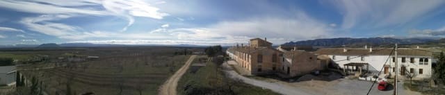 15 soverom Finca/Herregård til salgs i Campo Camara, Cortes de Baza - € 99 000 (Ref: 5265279)