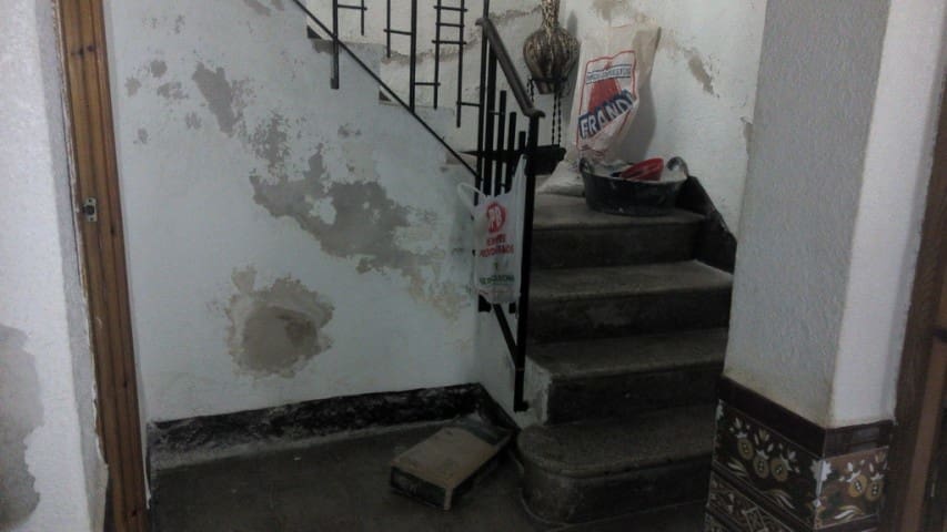 10 bedroom Townhouse for sale in Zujar - € 44,000 (Ref: 5265290)