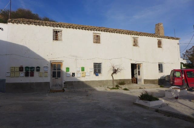 4 soveværelse Hulehus til salg i Cortes de Baza - € 20.000 (Ref: 5265539)