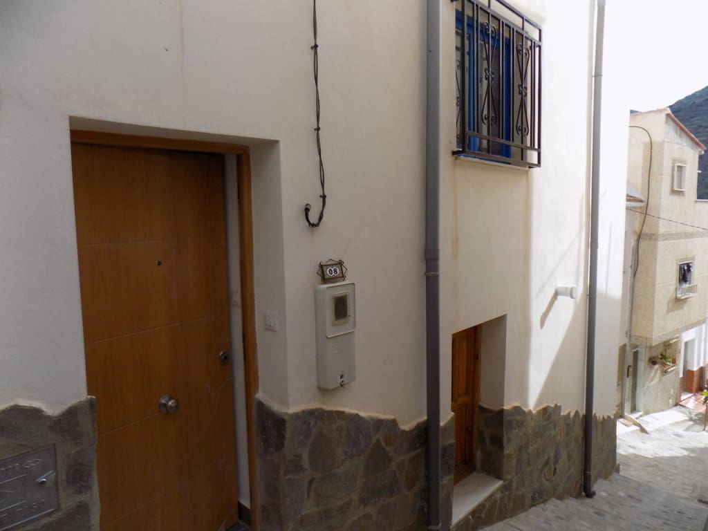 2 soverom Hus til salgs i Sierro - € 78 950 (Ref: 5267967)