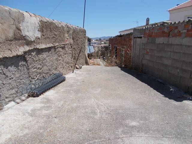 3 soveværelse Hulehus til salg i Caniles - € 36.000 (Ref: 6333427)