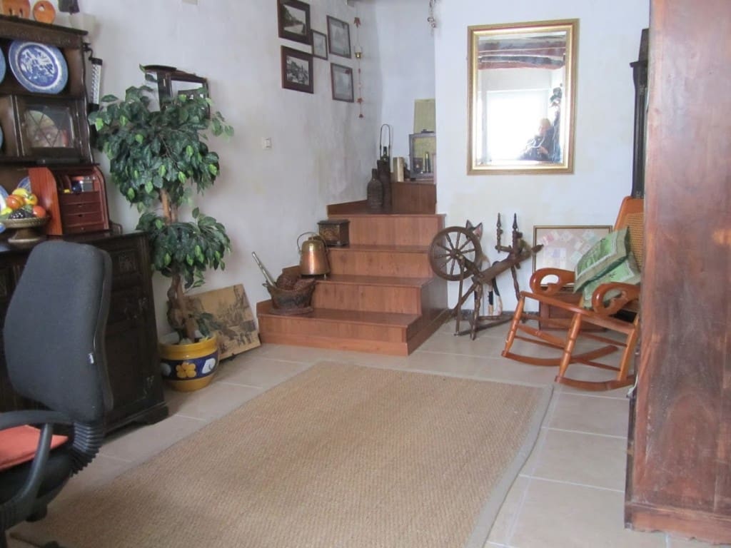 4 soveværelse Byhus til salg i Sierro - € 85.000 (Ref: 6333443)