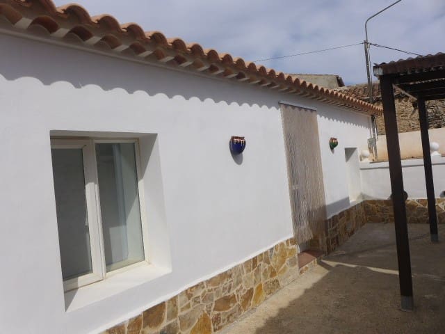 2 soveværelse Rækkehus til salg i Oria - € 79.995 (Ref: 6333472)