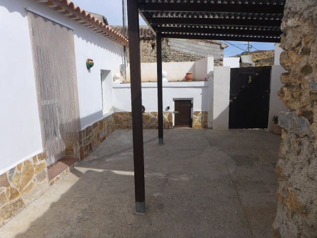 2 sovrum Radhus till salu i Oria - 79 995 € (Ref: 6333472)