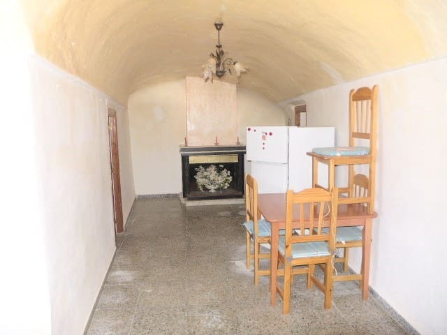 5 soveværelse Hulehus til salg i Fuente Vera - € 50.000 (Ref: 6333487)