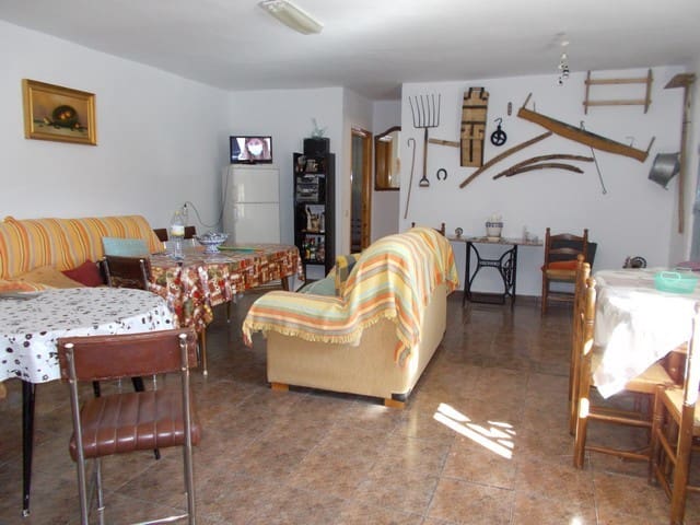 2 soveværelse Finca/Landehus til salg i Caniles - € 159.000 (Ref: 6401369)