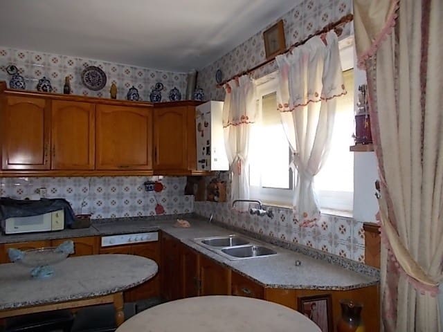 3 soverom Hus til salgs i Caniles - € 56 000 (Ref: 7240465)