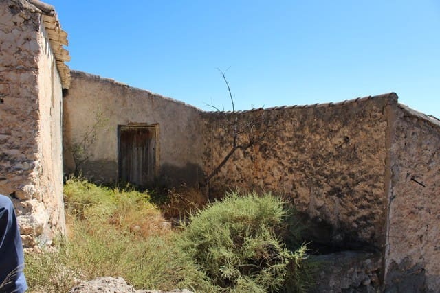 Finca/Landehus til salg i Lucar - € 50.000 (Ref: 7240474)