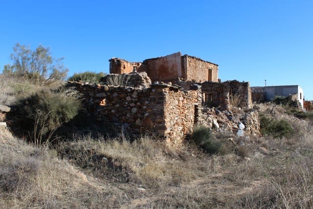 Ruin for sale in Serón - € 50,000 (Ref: 7240498)