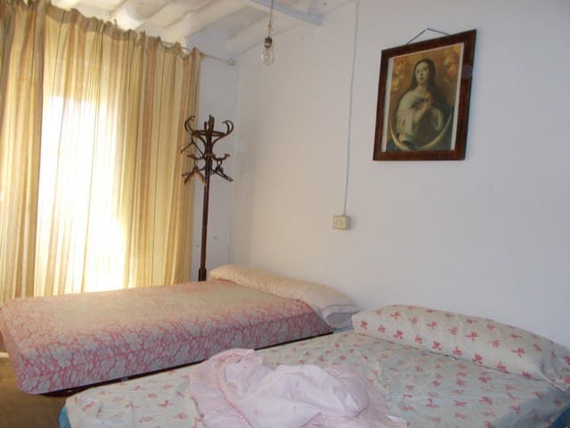 6 soveværelse Byhus til salg i Seron - € 75.000 (Ref: 7240507)