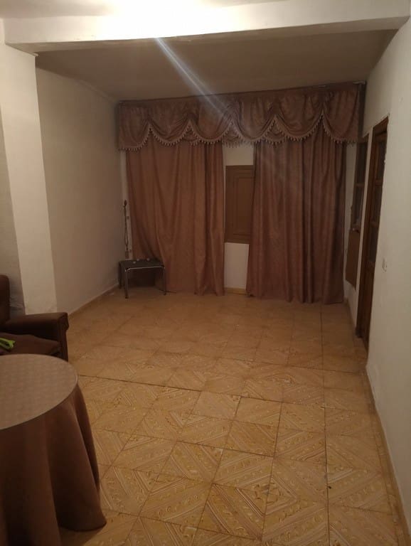 4 bedroom Townhouse for sale in Baza - € 49,000 (Ref: 7240541)