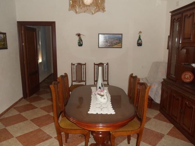 4 slaapkamer Villa te koop in Campo Camara, Cortes de Baza - € 54.950 (Ref: 7240551)