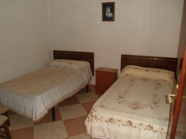 4 slaapkamer Villa te koop in Campo Camara, Cortes de Baza - € 54.950 (Ref: 7240551)