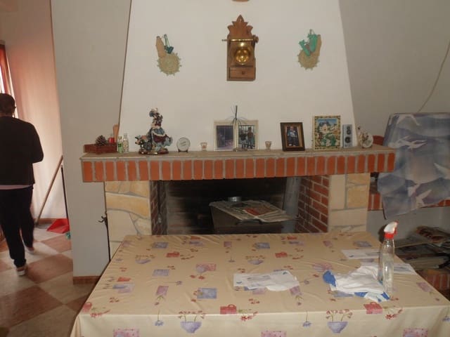 4 slaapkamer Villa te koop in Campo Camara, Cortes de Baza - € 54.950 (Ref: 7240551)