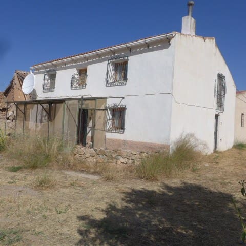 5 slaapkamer Finca/Landhuis te koop in Chirivel - € 69.950 (Ref: 7240572)