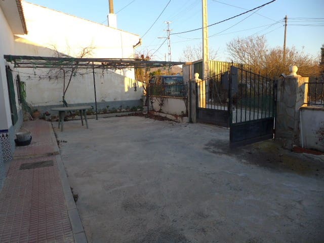 4 soveværelse Hulehus til salg i El Margen, Cúllar - € 77.000 (Ref: 7240604)