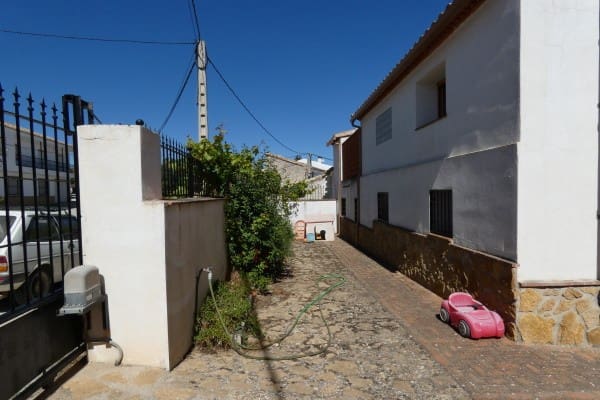 4 slaapkamer Huis te koop in Campo Camara - € 135.000 (Ref: 7240644)