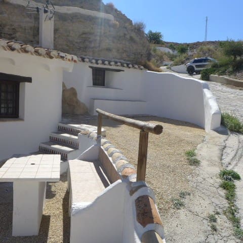 3 slaapkamer Grotwoning te koop in Galera - € 62.500 (Ref: 7240664)