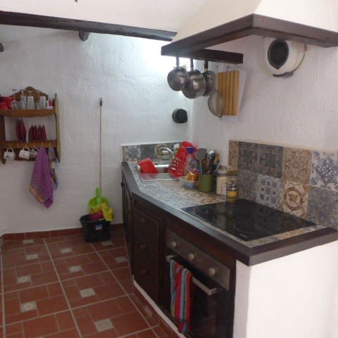 3 slaapkamer Grotwoning te koop in Galera - € 62.500 (Ref: 7240664)