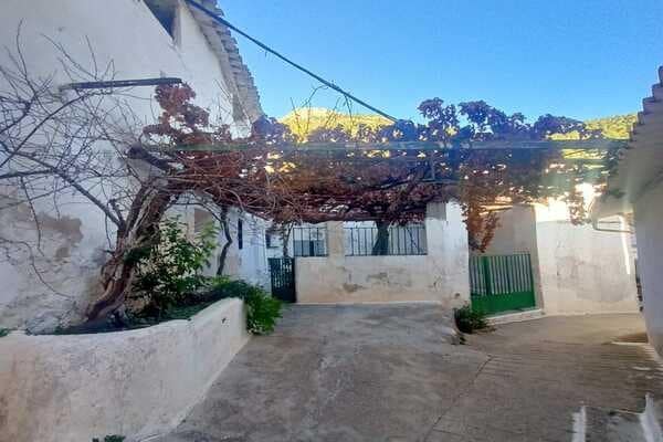 4 soverom Kjedet enebolig til salgs i Quesada - € 38 950 (Ref: 8369475)