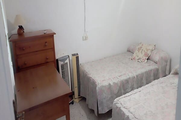 4 soverom Kjedet enebolig til salgs i Los Rosales, Quesada - € 46 000 (Ref: 8369479)