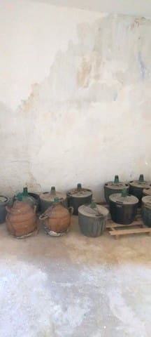 3 bedroom Finca/Country House for sale in Benamaurel - € 65,000 (Ref: 8369512)