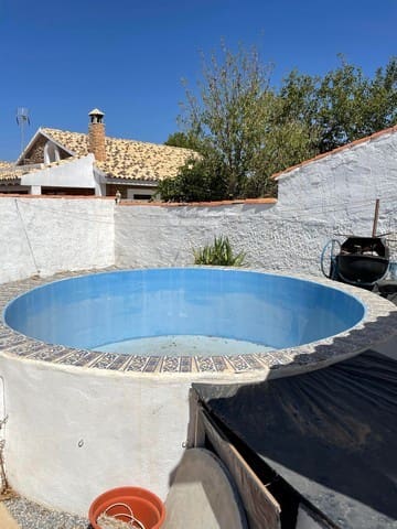 2 soveværelse Semi-Rækkehus til salg i Gor med swimmingpool - € 65.000 (Ref: 8369515)