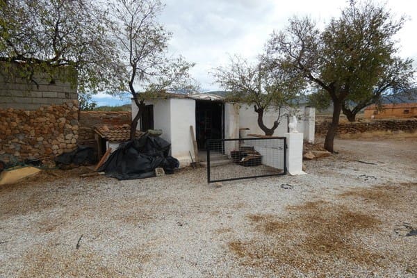 2 soveværelse Semi-Rækkehus til salg i Gor med swimmingpool - € 65.000 (Ref: 8369515)