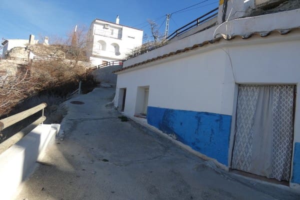 4 soverom Grottehus til salgs i Castillejar - € 28 000 (Ref: 8369523)