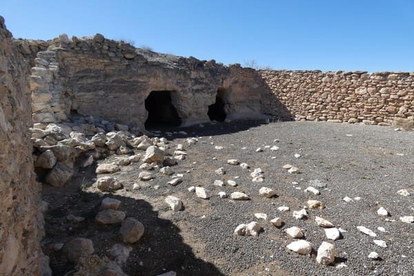 Casa Cueva en Orce en venta - 25.000 € (Ref: 8369530)