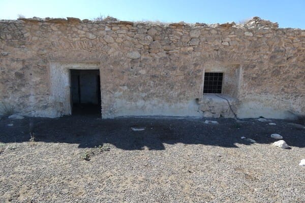 Hulehus til salg i Orce - € 25.000 (Ref: 8369530)