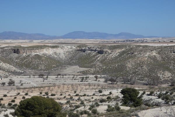 Casa Cueva en Orce en venta - 25.000 € (Ref: 8369530)