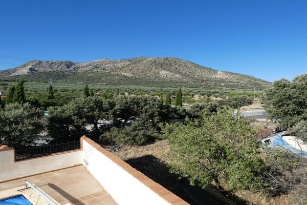 4 soverom Finca/Herregård til salgs i Castril med svømmebasseng - € 175 000 (Ref: 8369539)