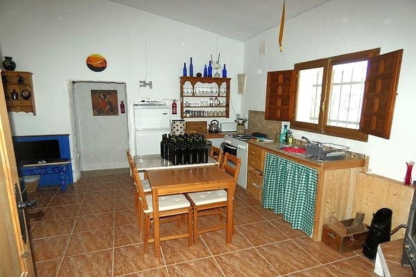 4 soveværelse Hulehus til salg i Huéscar - € 125.000 (Ref: 8369540)