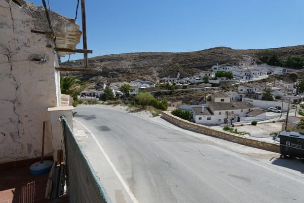 5 soveværelse Hulehus til salg i Galera - € 39.950 (Ref: 8369541)