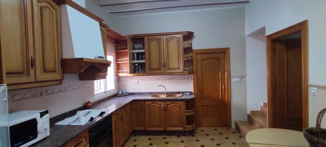 4 sovrum Semi-fristående Villa till salu i Oria - 138 000 € (Ref: 8386067)